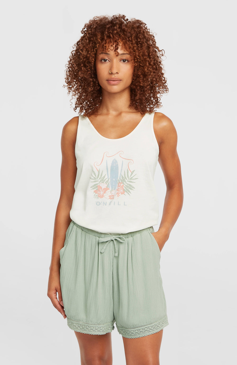 Essentials Tokeena Shorts Women - Marble Arch