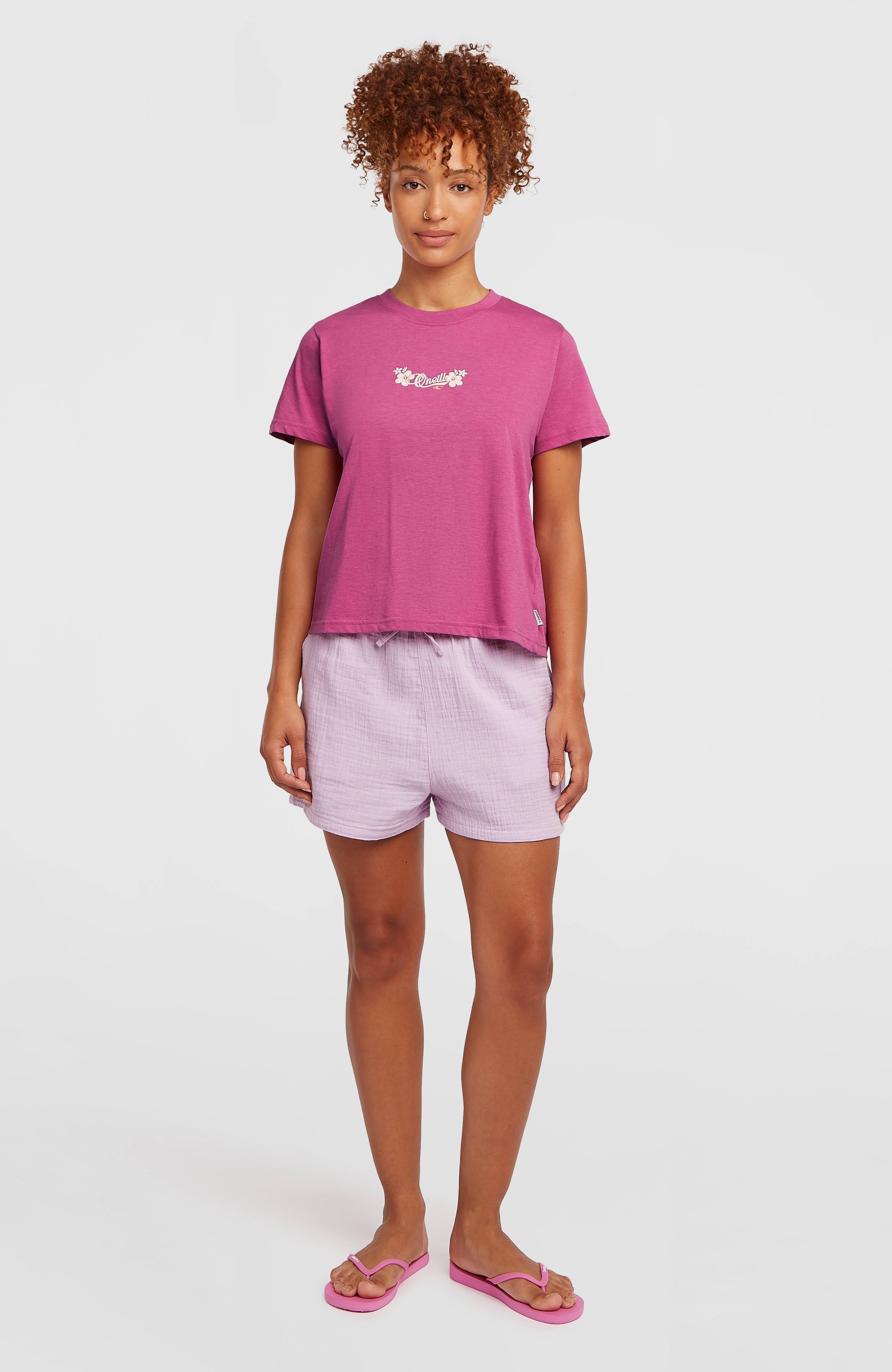 Essentials Script T-Shirt Women - Electric Fuschia