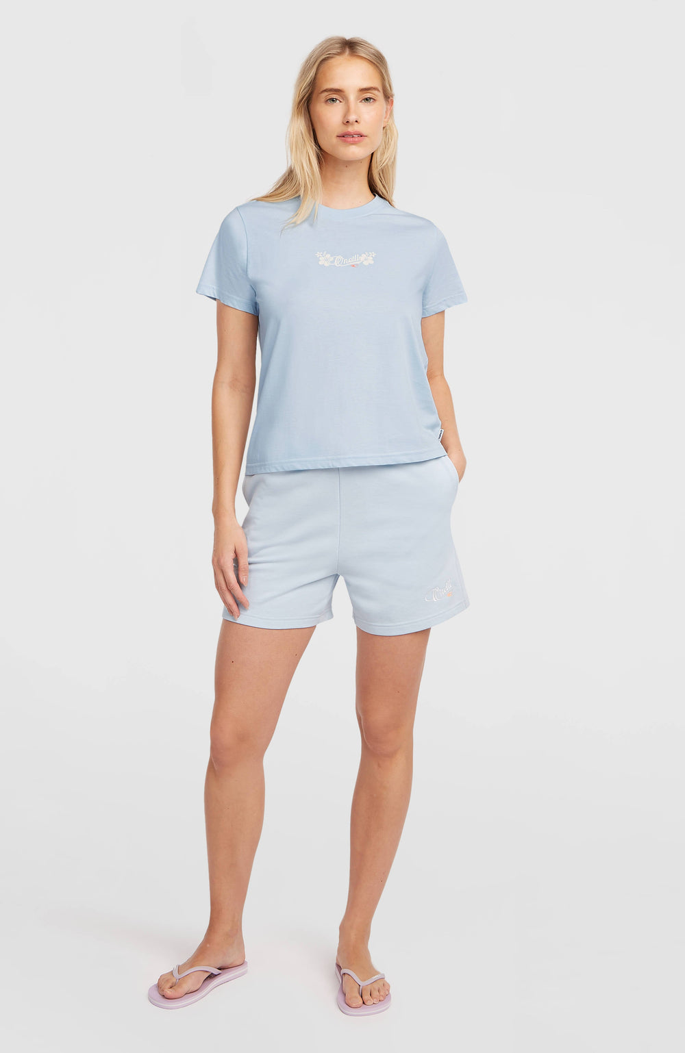 Essentials Script T-Shirt Women - Spindle