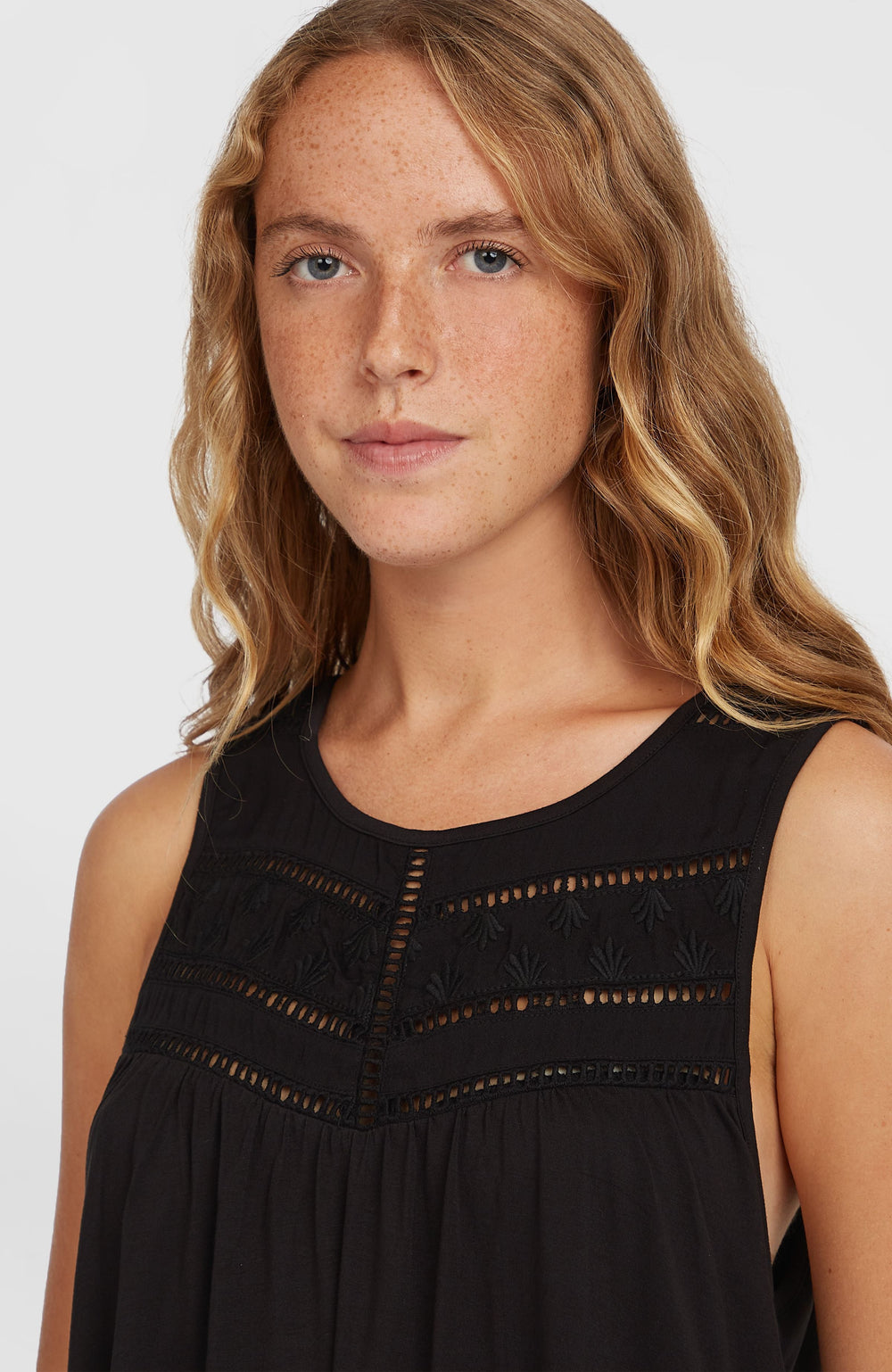 Essentials Tokeena Embroidery Tank Women - Black Out