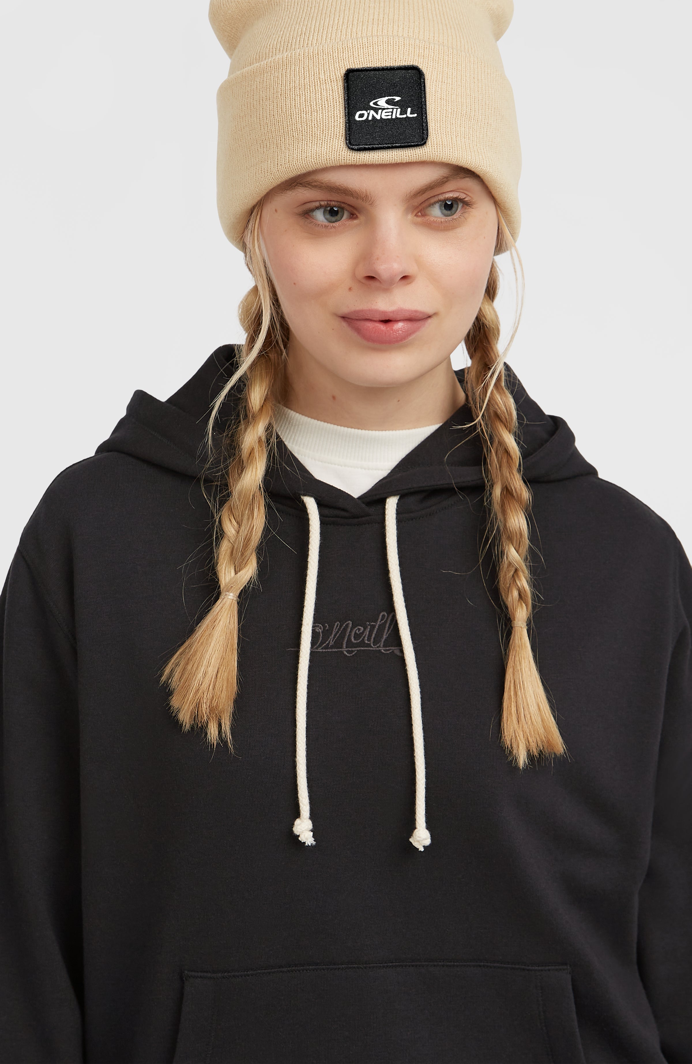 Essentials Script Hoodie Women - Black Out