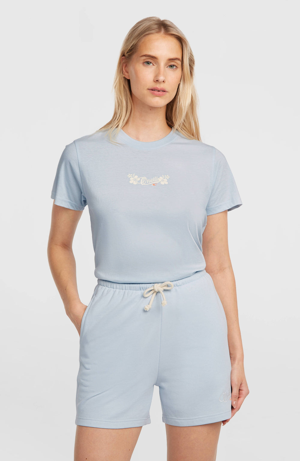 Essentials Script Sweatshorts Women - Spindle