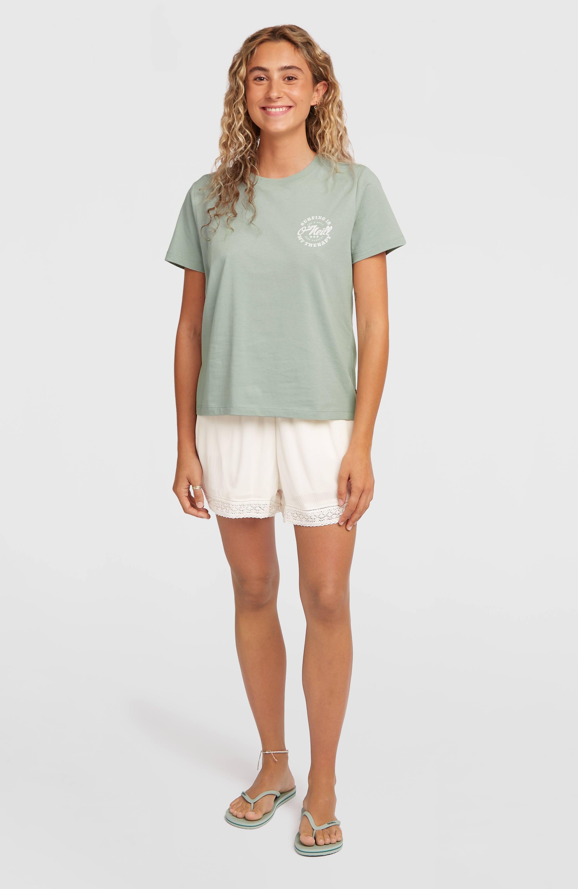 Essentials Tokeena Shorts Women - Snow White