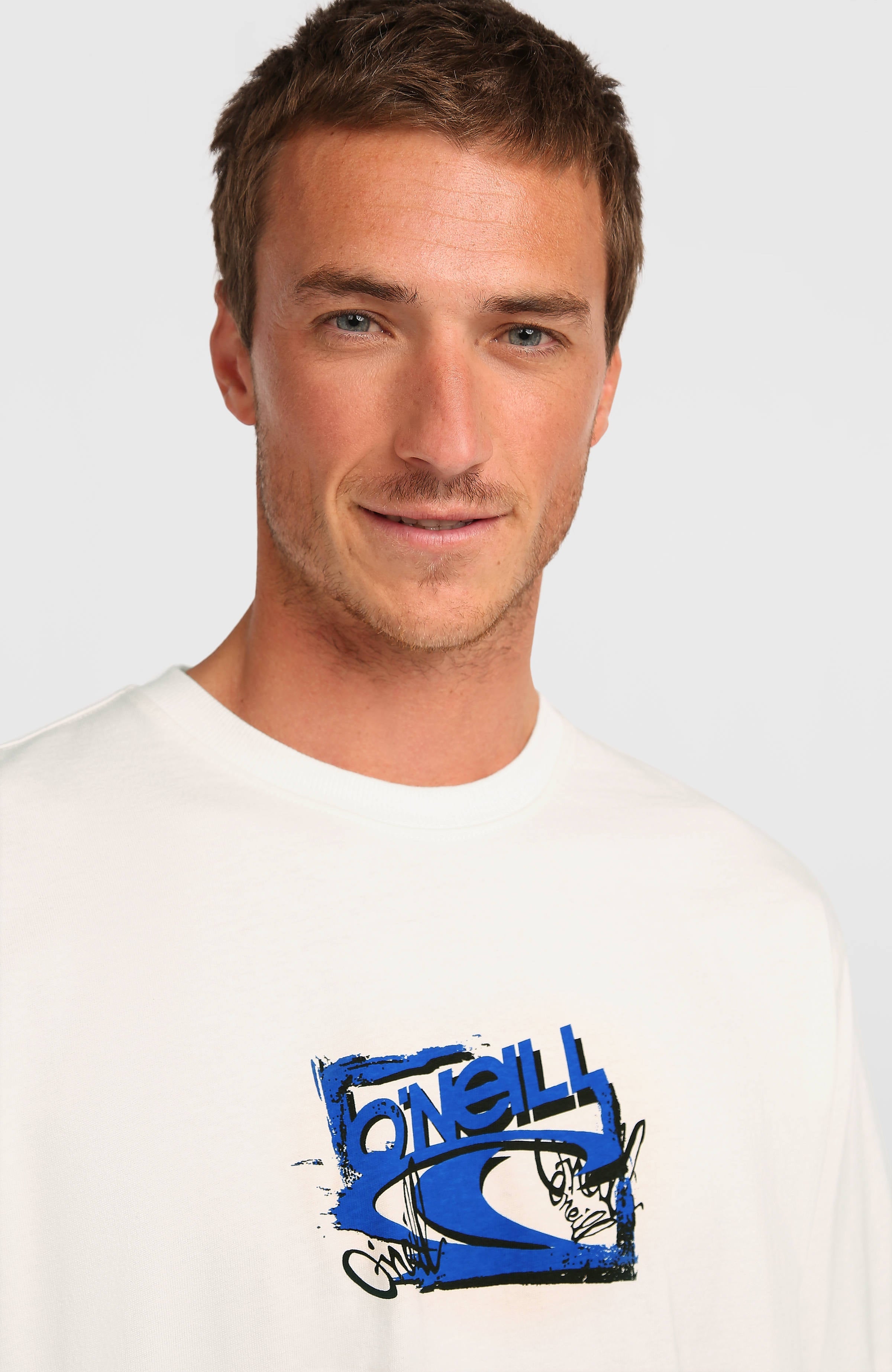 Essentials 90s Logo T-Shirt Men - Snow White
