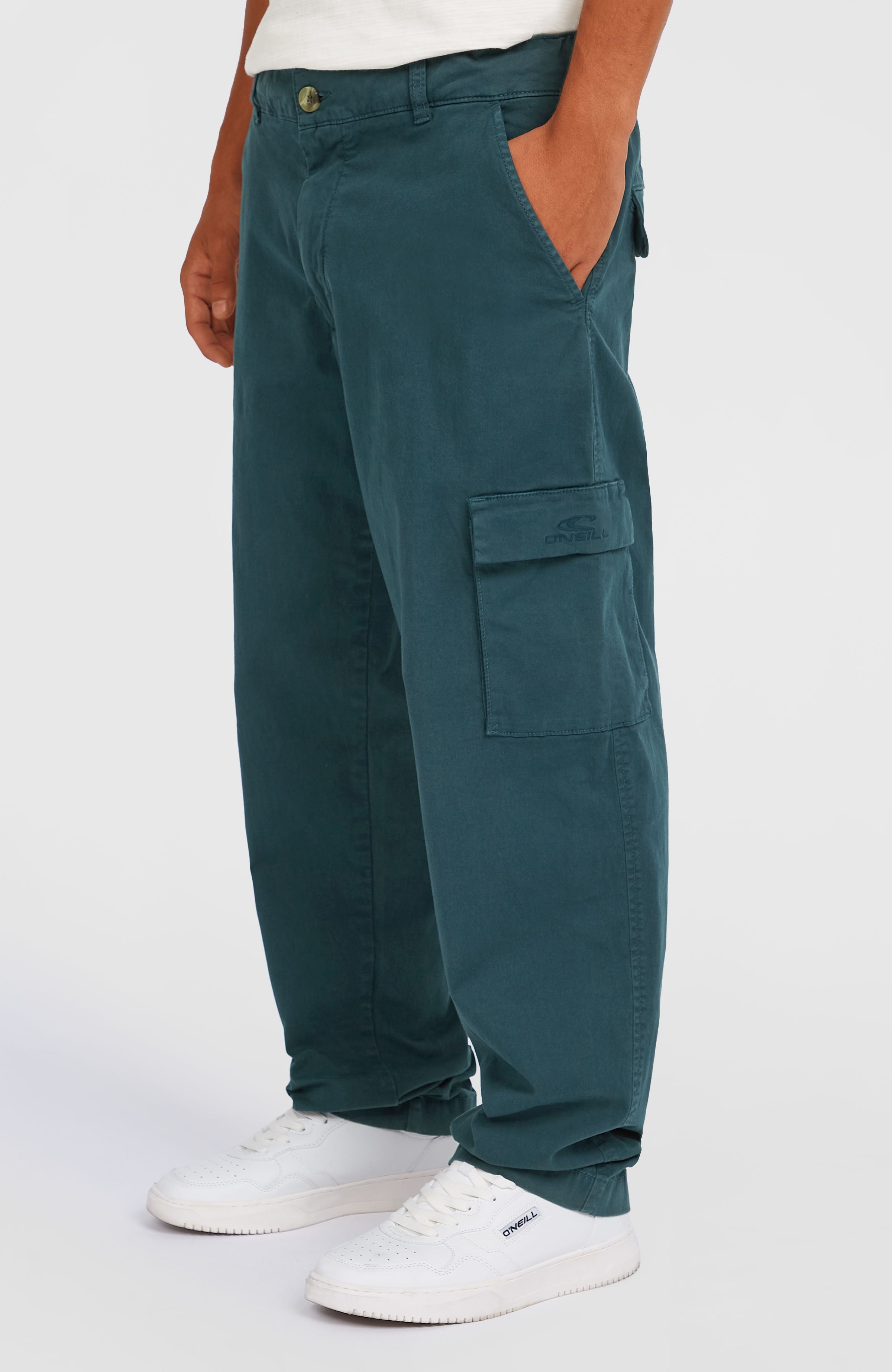 Essentials Cargo Pants Men - Alma Steel