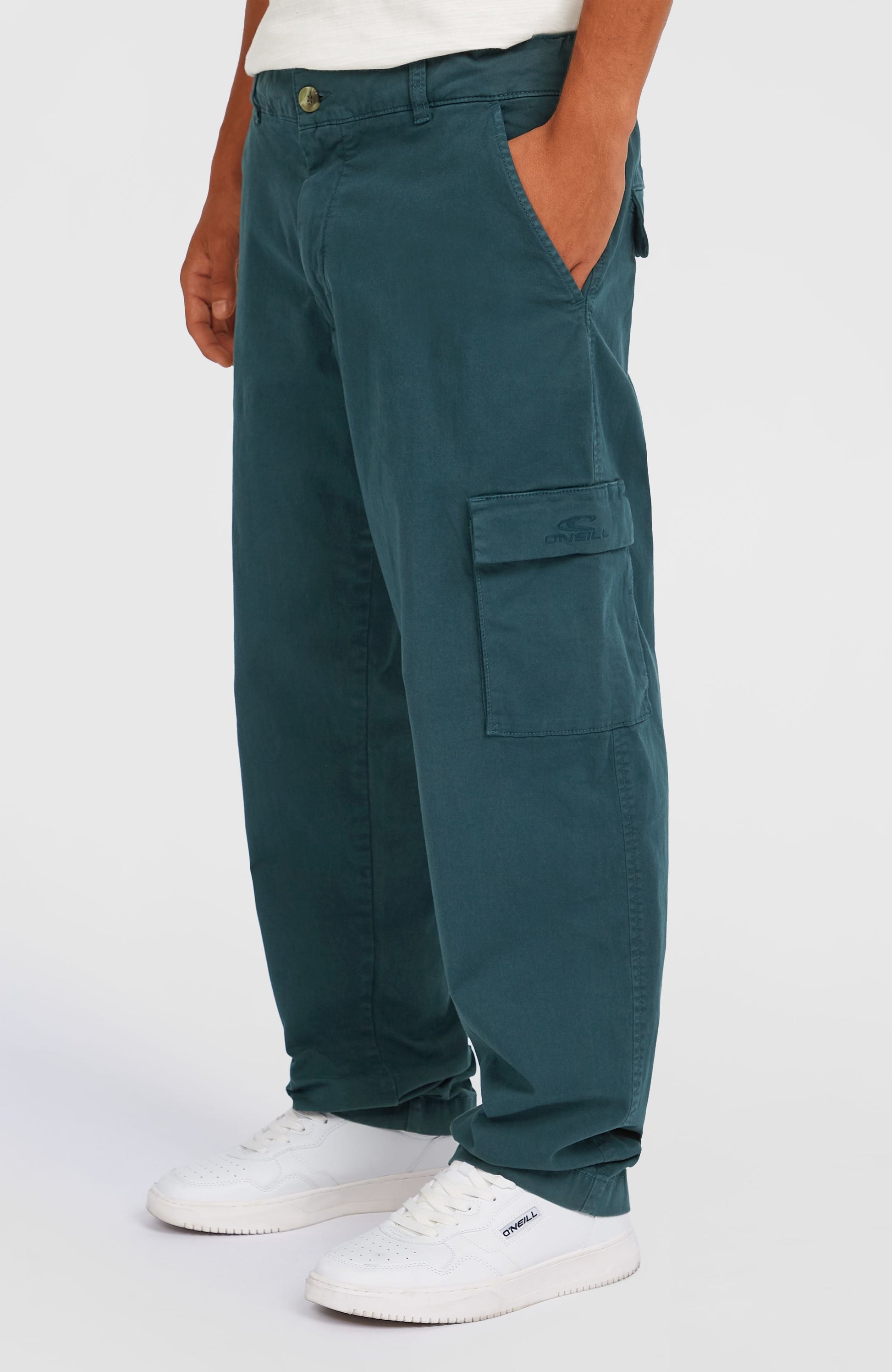 Essentials Cargo Pants Men - Alma Steel