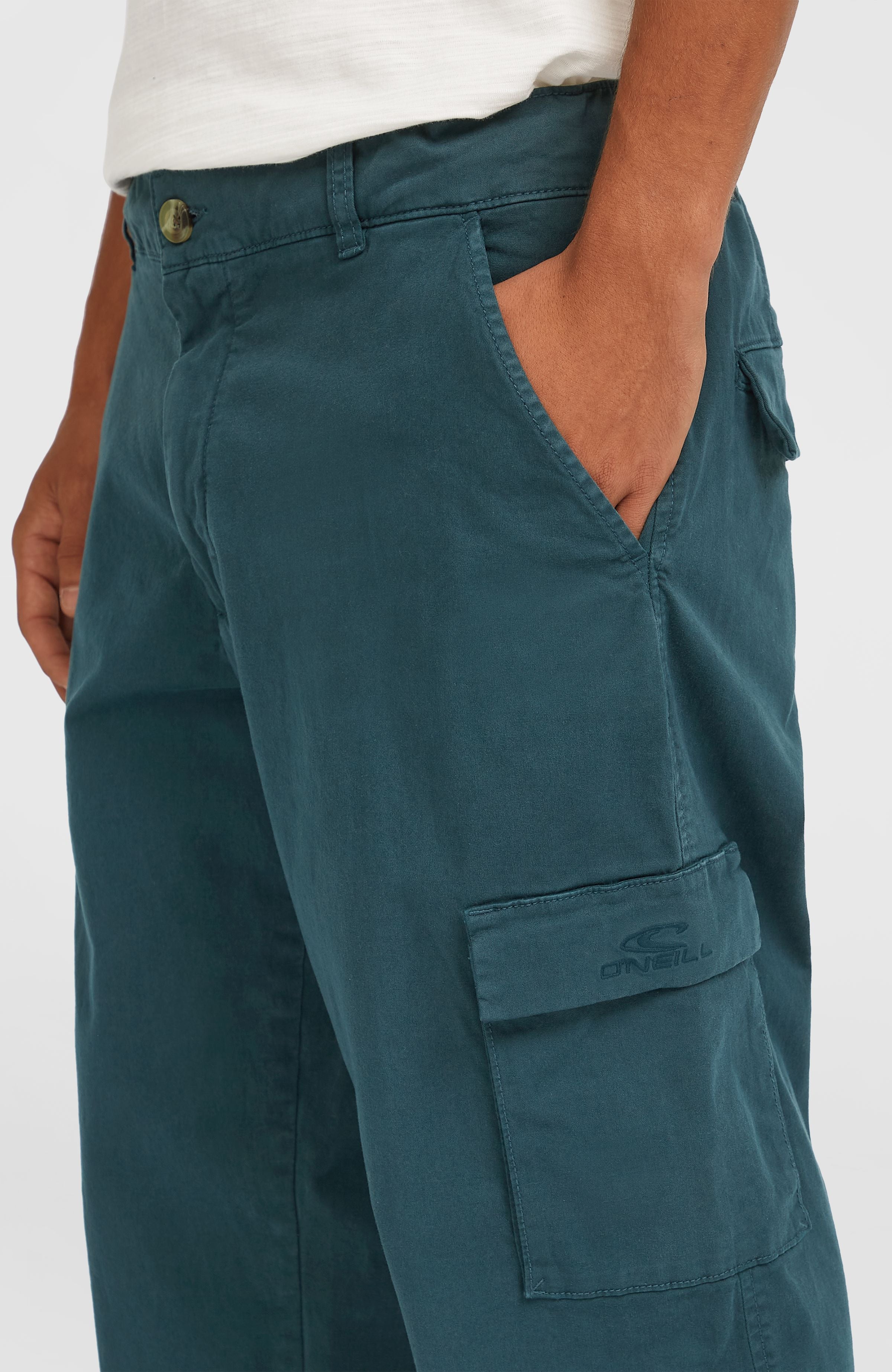 Essentials Cargo Pants Men - Alma Steel