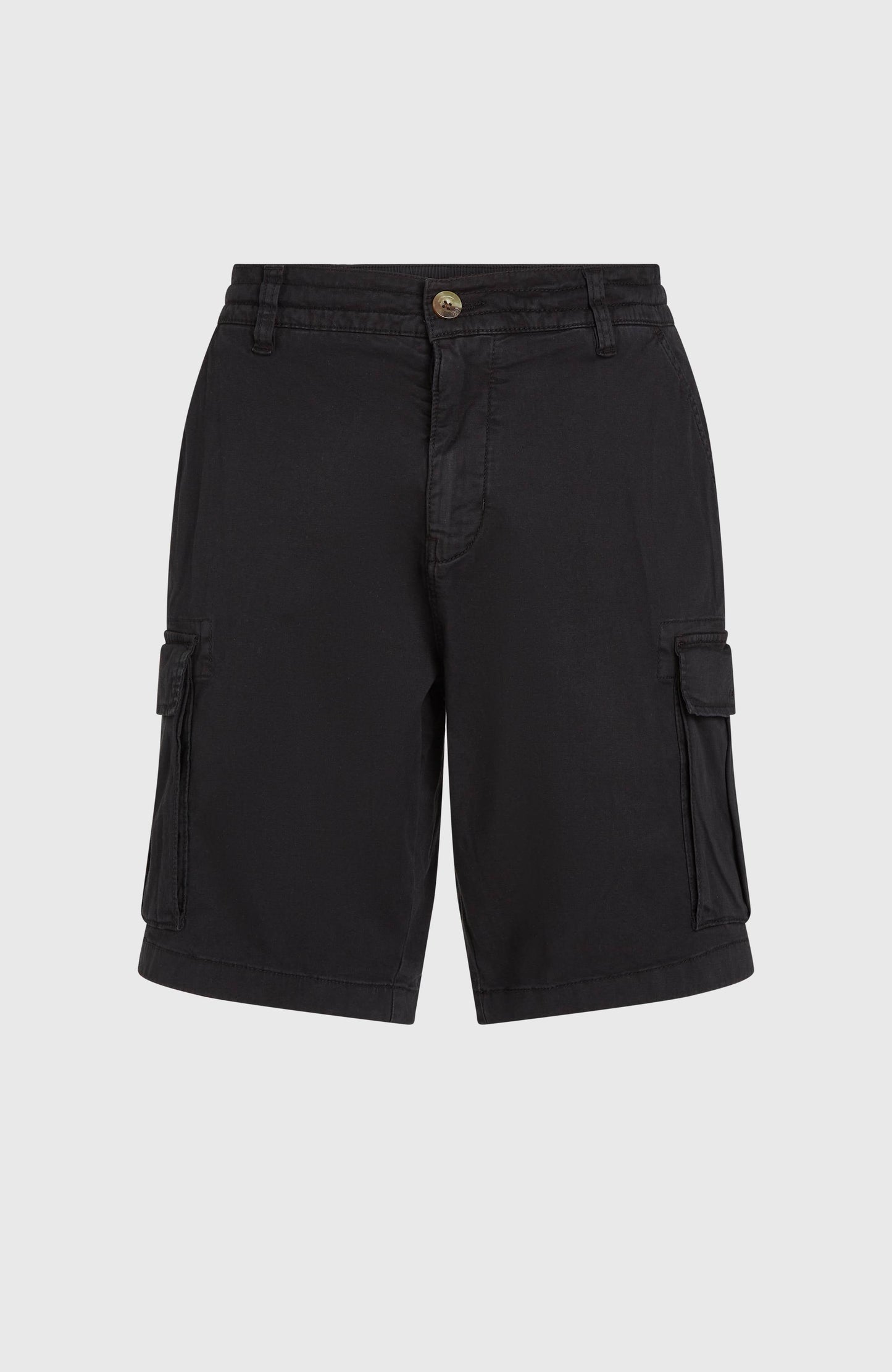 Essentials Cargo Shorts Men - Black Out