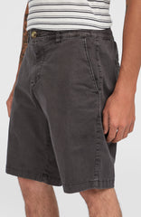 Essentials Chino Shorts Men - Raven