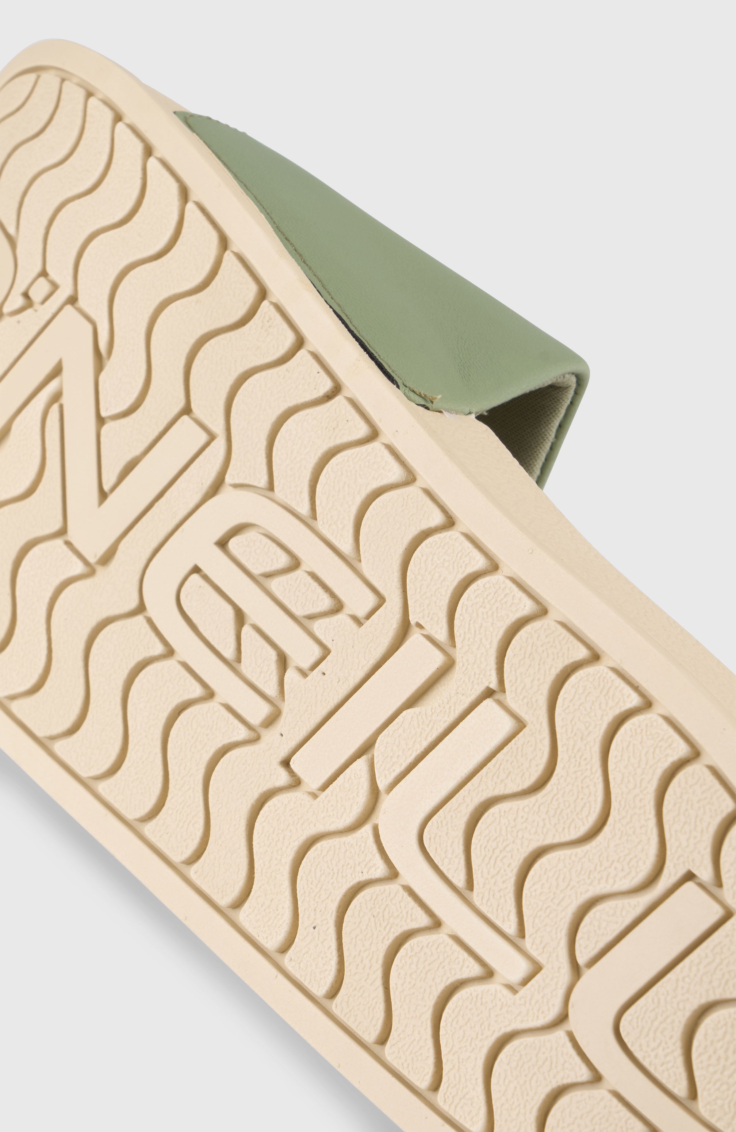 Summer Must-Have Slides Men - Avery Fern