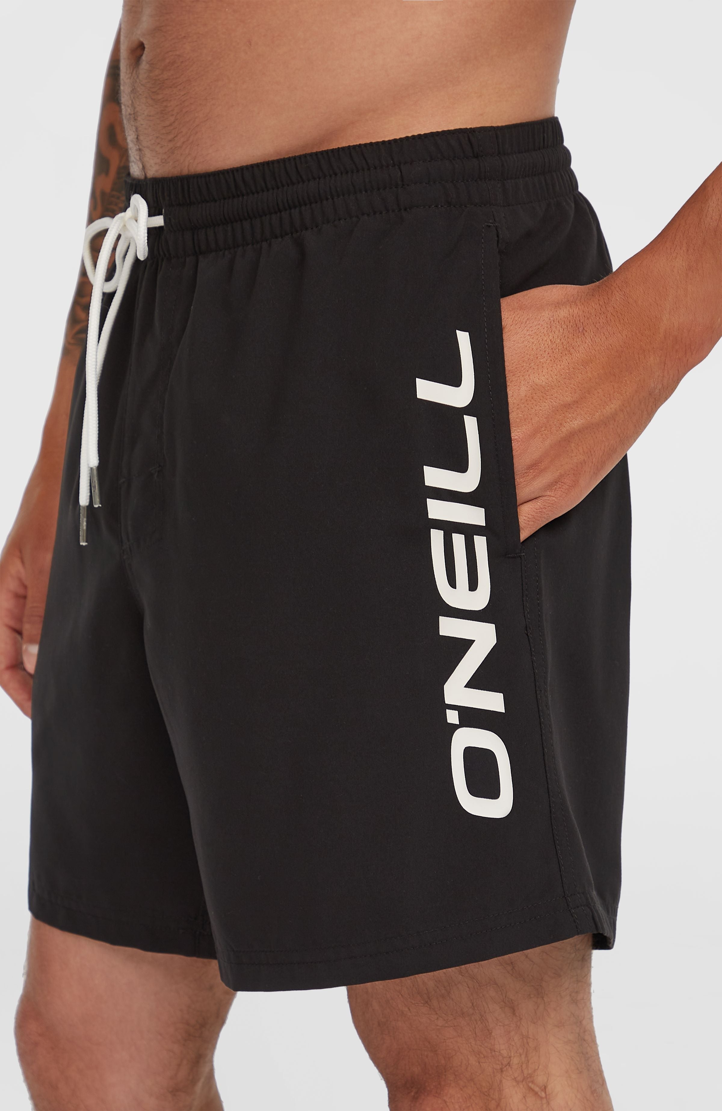 Cali 16" Swim Shorts Men - Black Out
